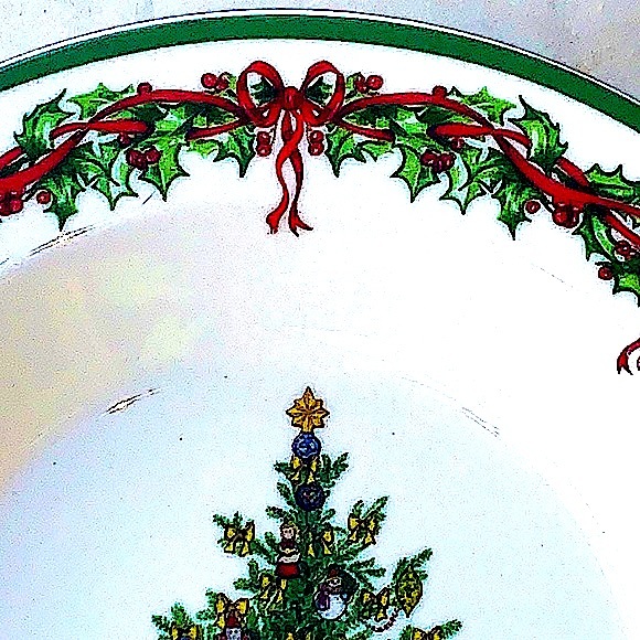 CHRISTOPHER RADKO “HOLIDAY CELEBRATIONS”  LARGE RIM SOUP BOWL - Picture 4 of 7